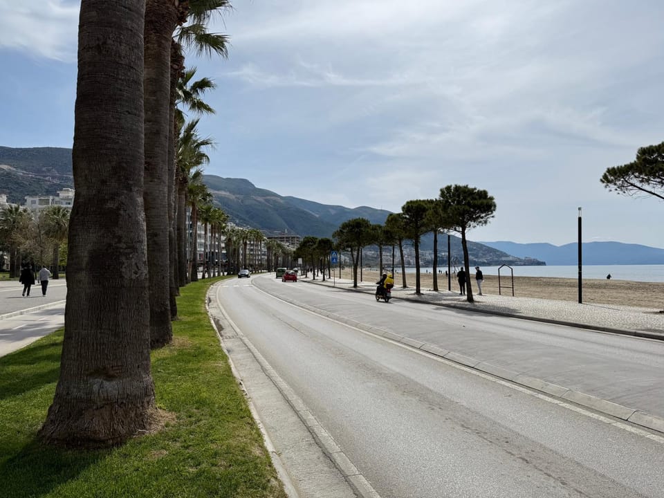 Neighbourhood, Beach, Mountain view, Sea view