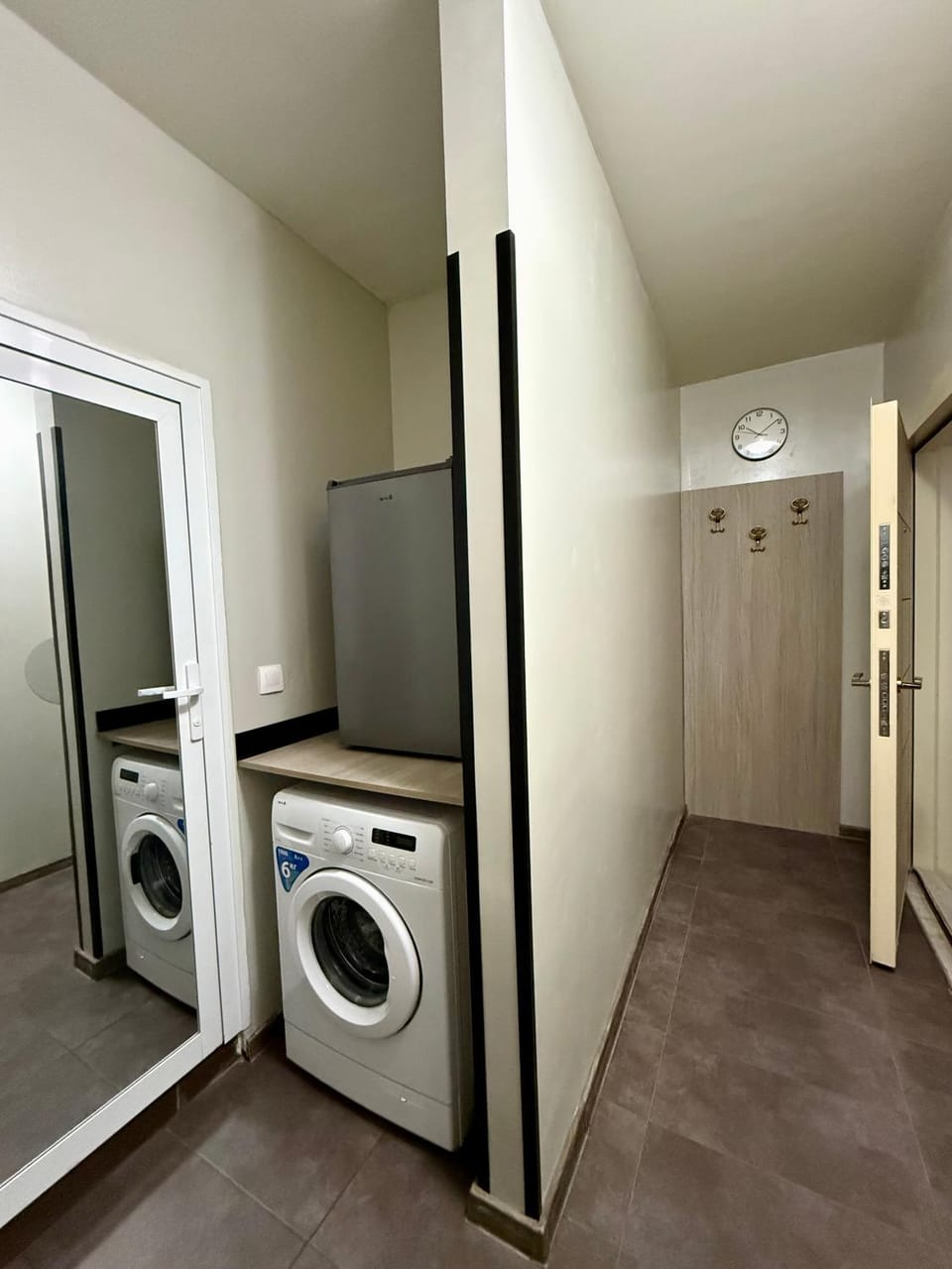 Maxi studio & private parking included Apartment in Sofia