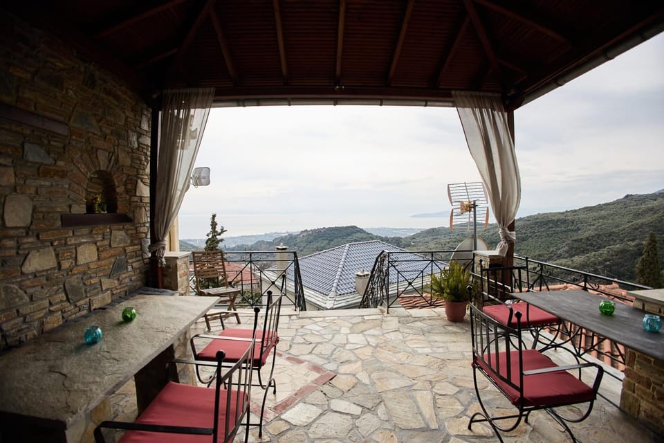 TERPOU StoneHouse and Suites "StoneHouse" Hotel in Magnesia Prefecture, Greece