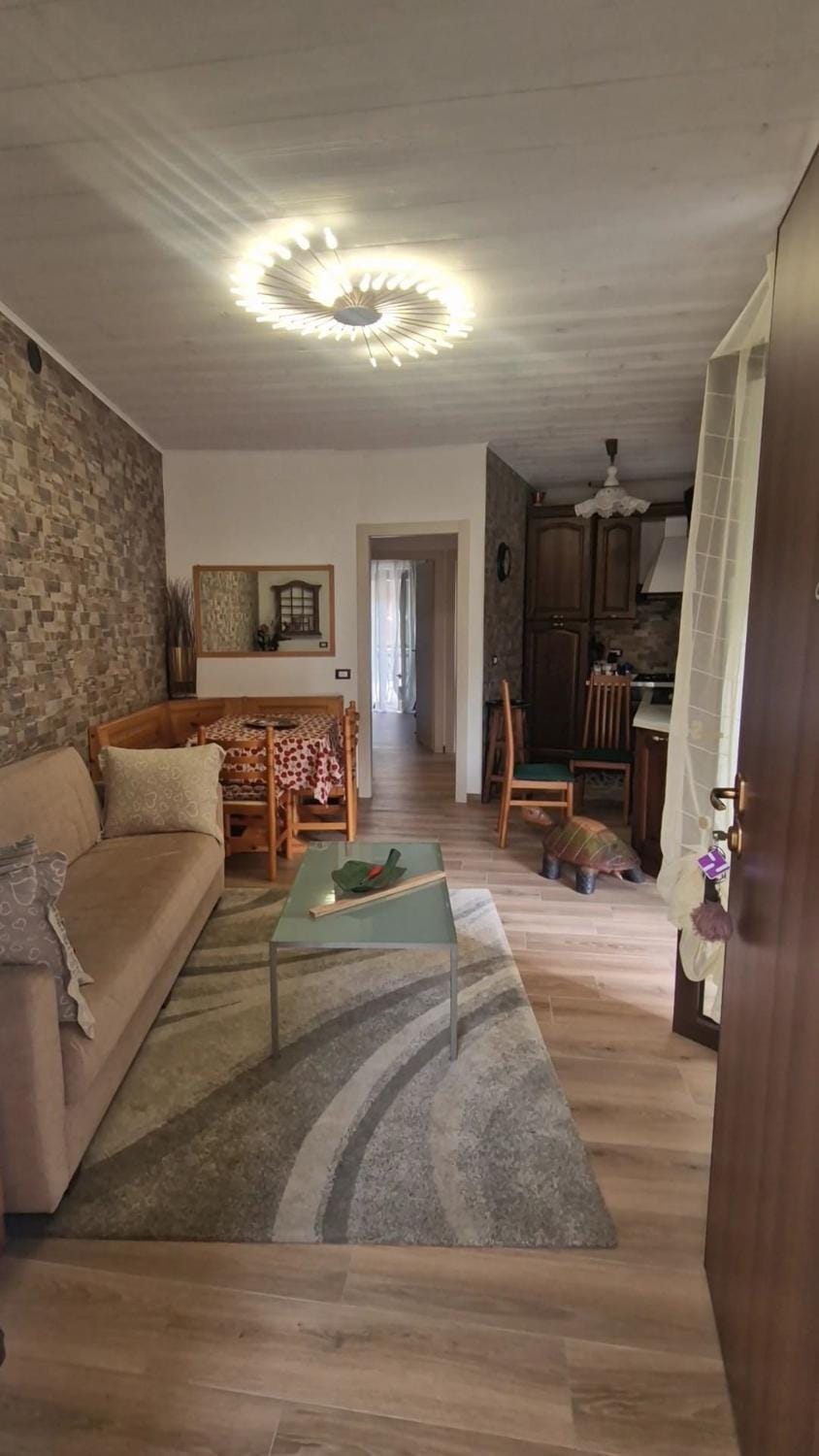Casa Vacanze Peres diRotaGiorgio House in Lombardy