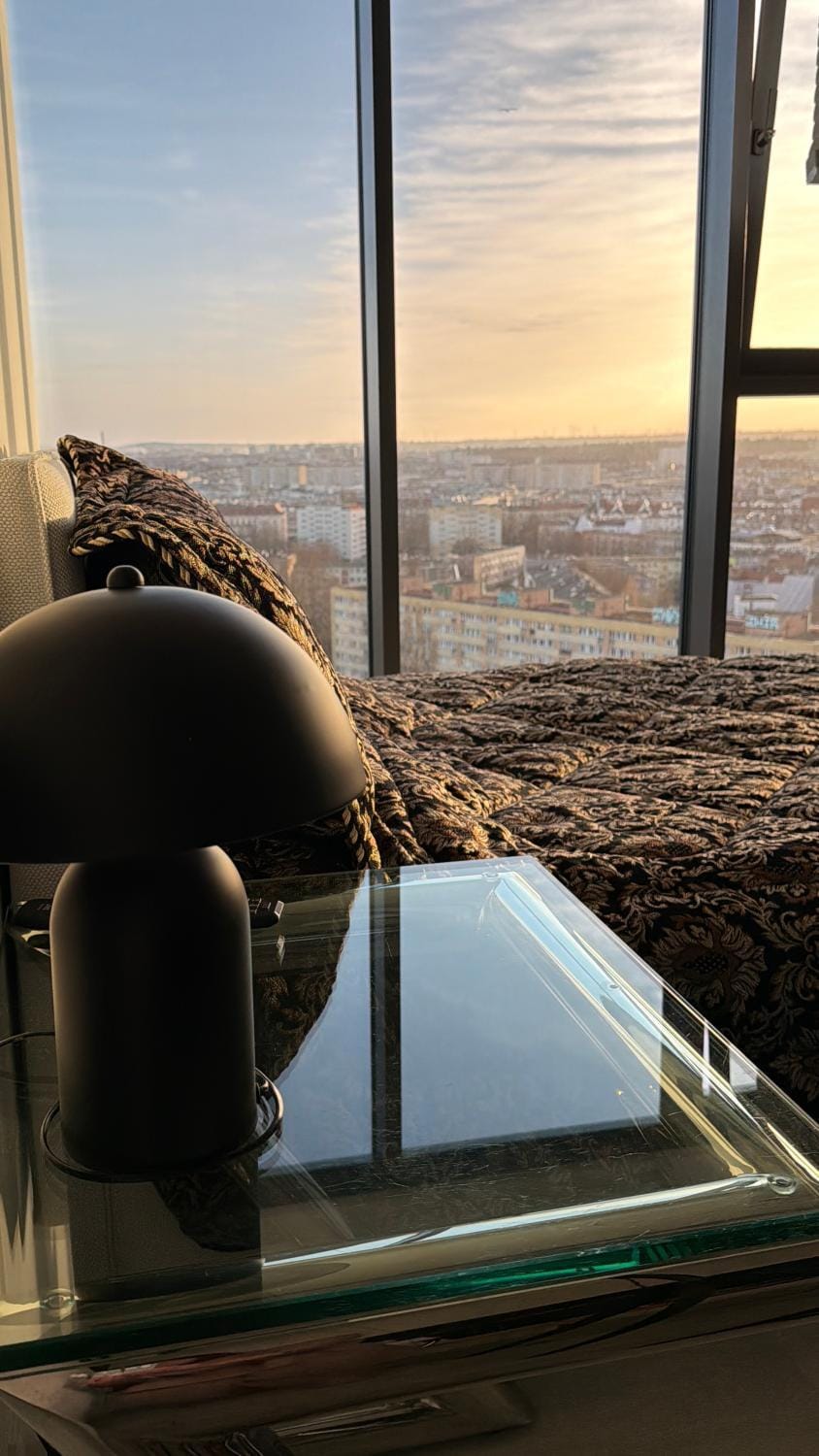 Hanza Tower, Apartament LESS IS MORE 15TH basen Sauna Spa Apartment in Szczecin