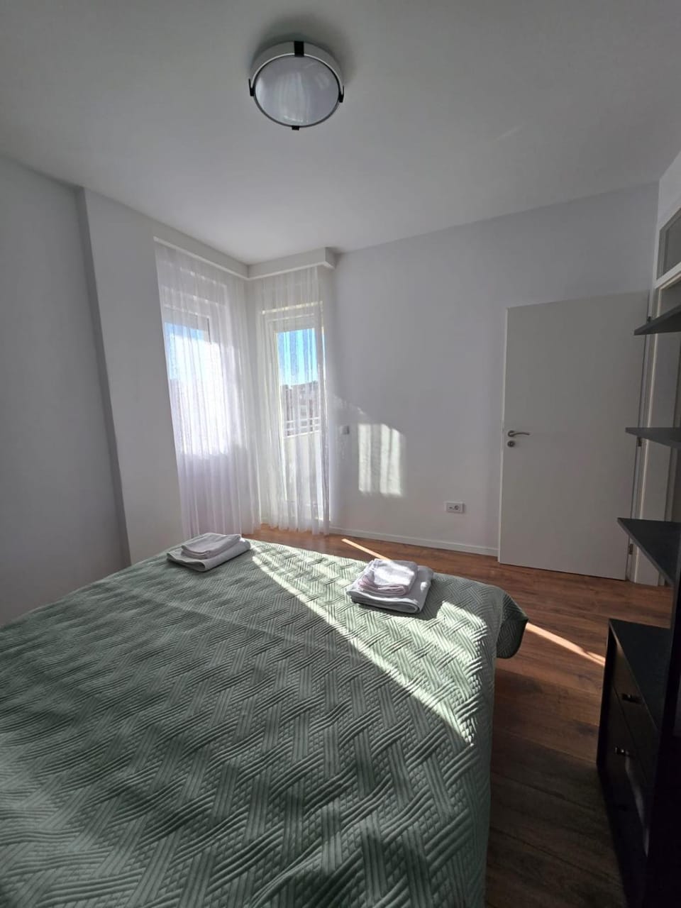 Bed, Photo of the whole room, Bedroom, towels, wardrobe