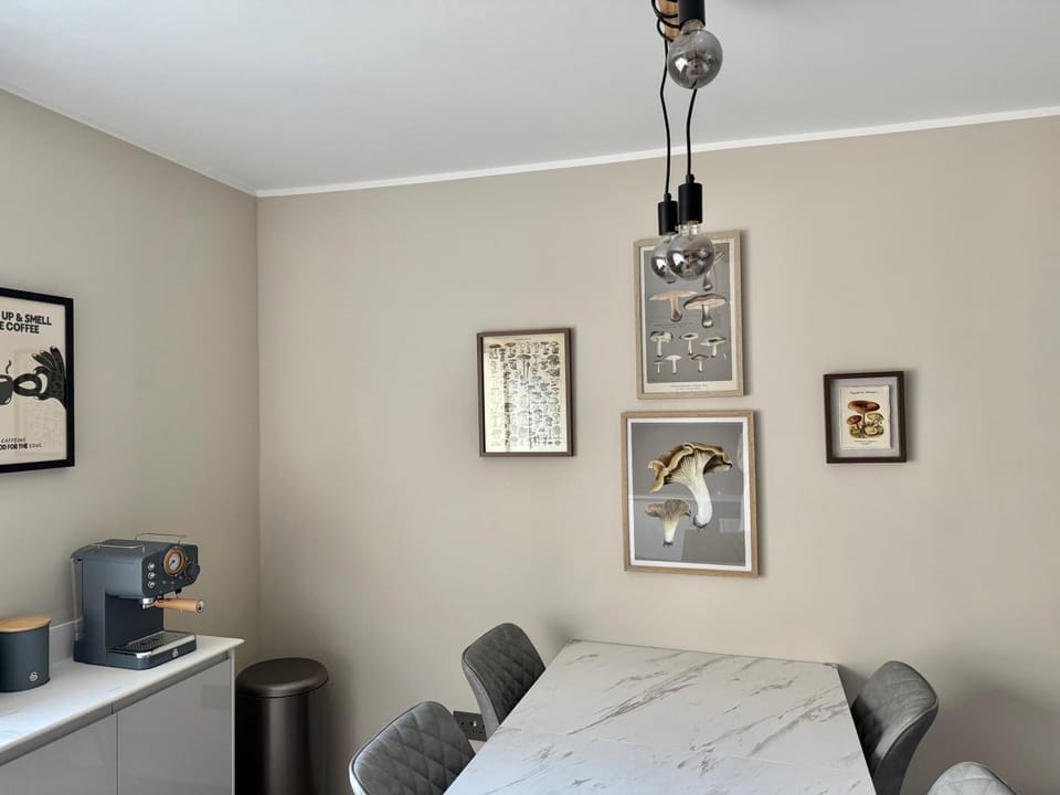 Kitchen or kitchenette, Decorative detail