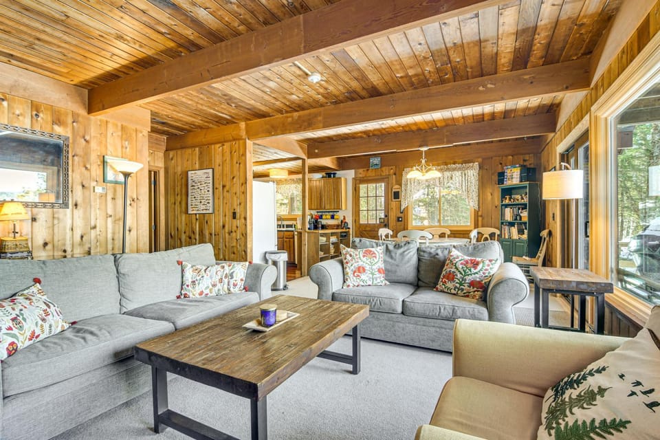Million-Dollar View: Waterfront Cabin in Bridgton! Cabin in Bridgton