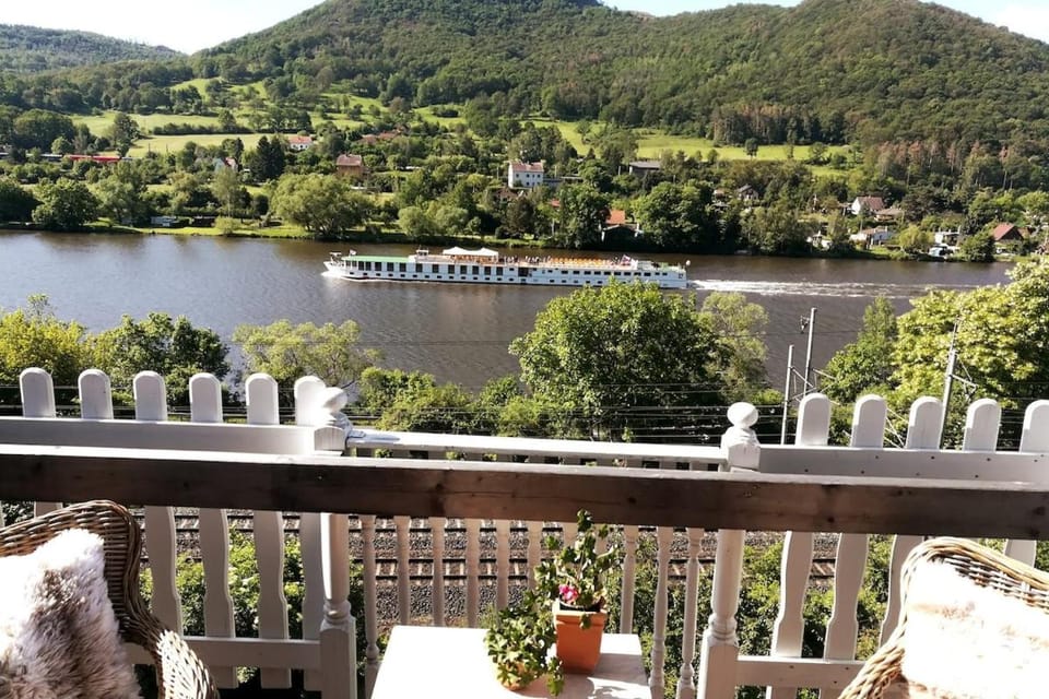 Mountains Elb Canyon Galerie Apartment Hana Apartment in Czechia
