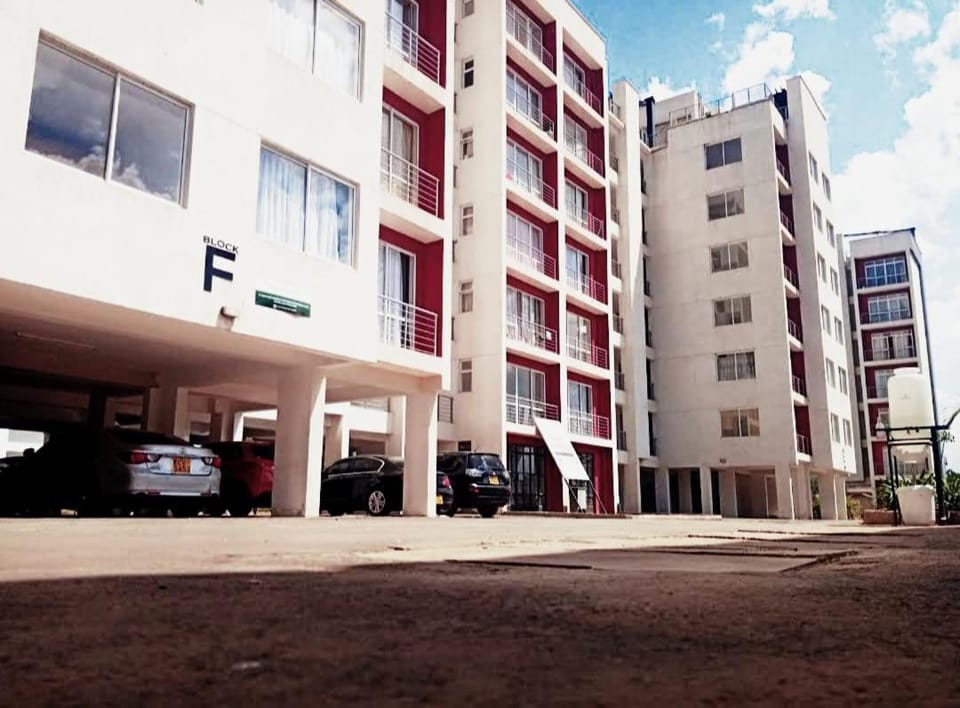Serenity Stay Along Ngong Road-Nairobi Bed and Breakfast in Nairobi