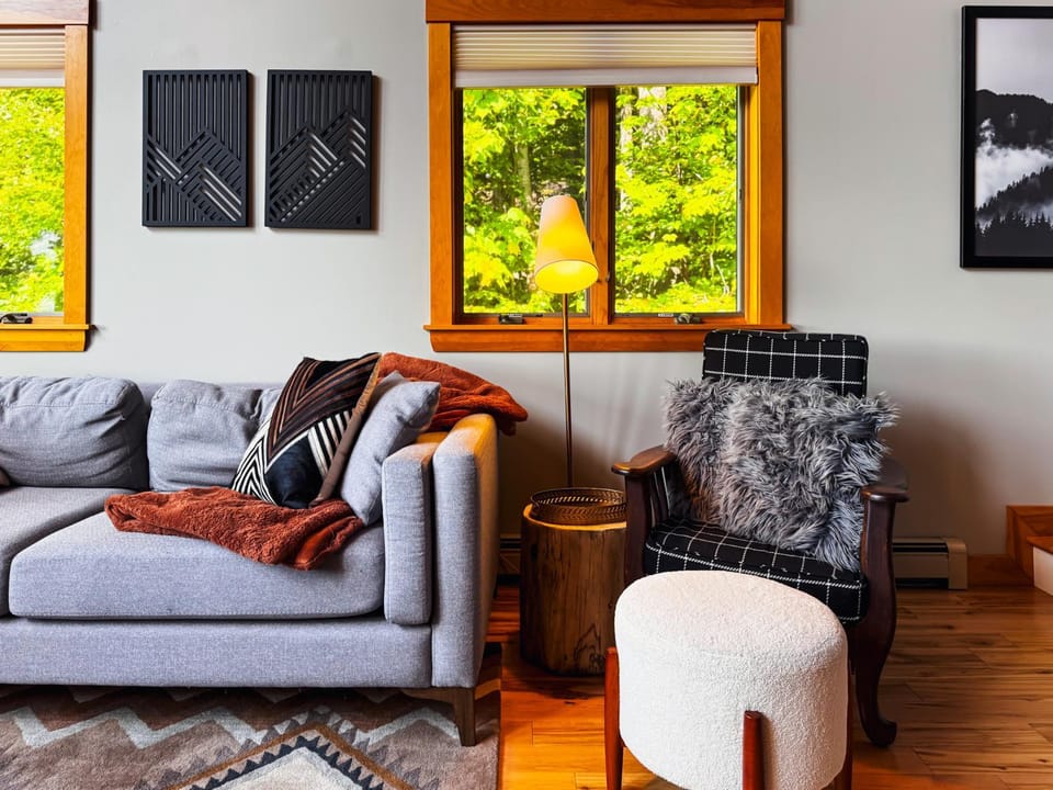 Sunset, Lake and Mtn View, Theater, Hot Tub, Xbox, Close to Sunday River House in Woodstock