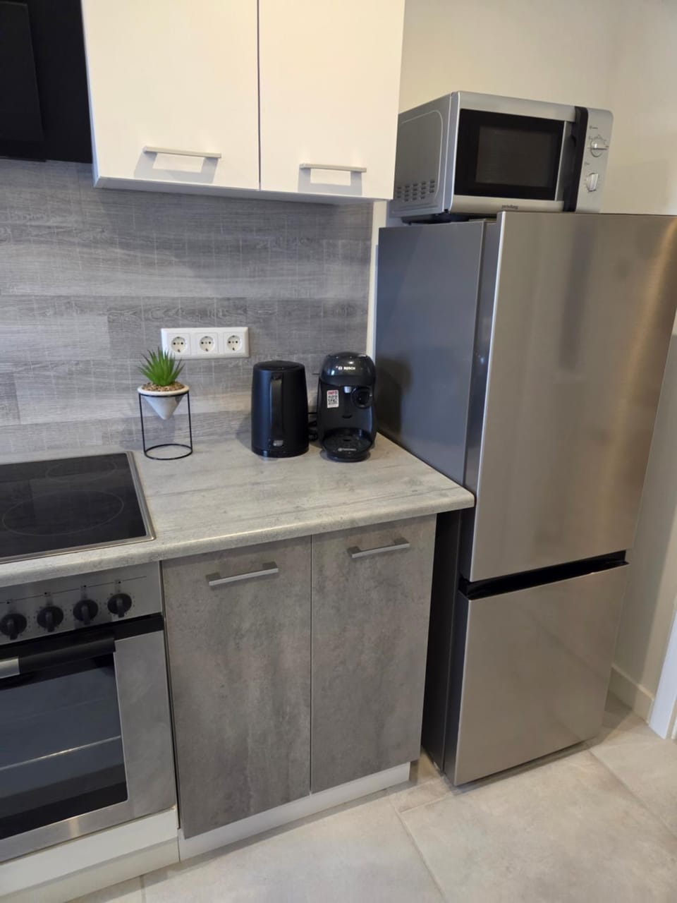 Coffee/tea facilities, Kitchen or kitchenette