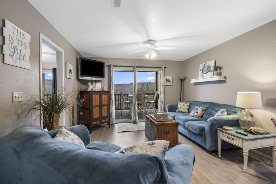TV and multimedia, Balcony/Terrace, Living room, Seating area