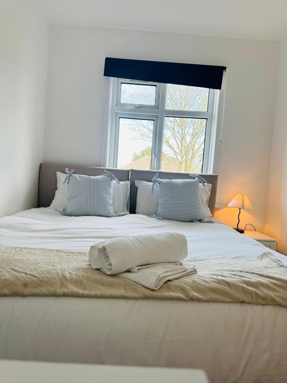 Spacious 4 Bed with Free Parking House in Southampton