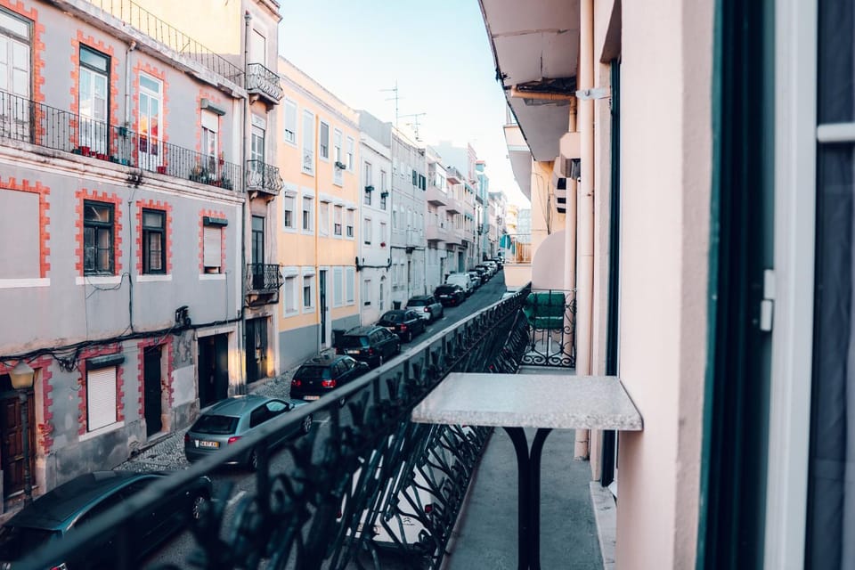 Alameda Guest House Rooms Bed and Breakfast in Lisbon