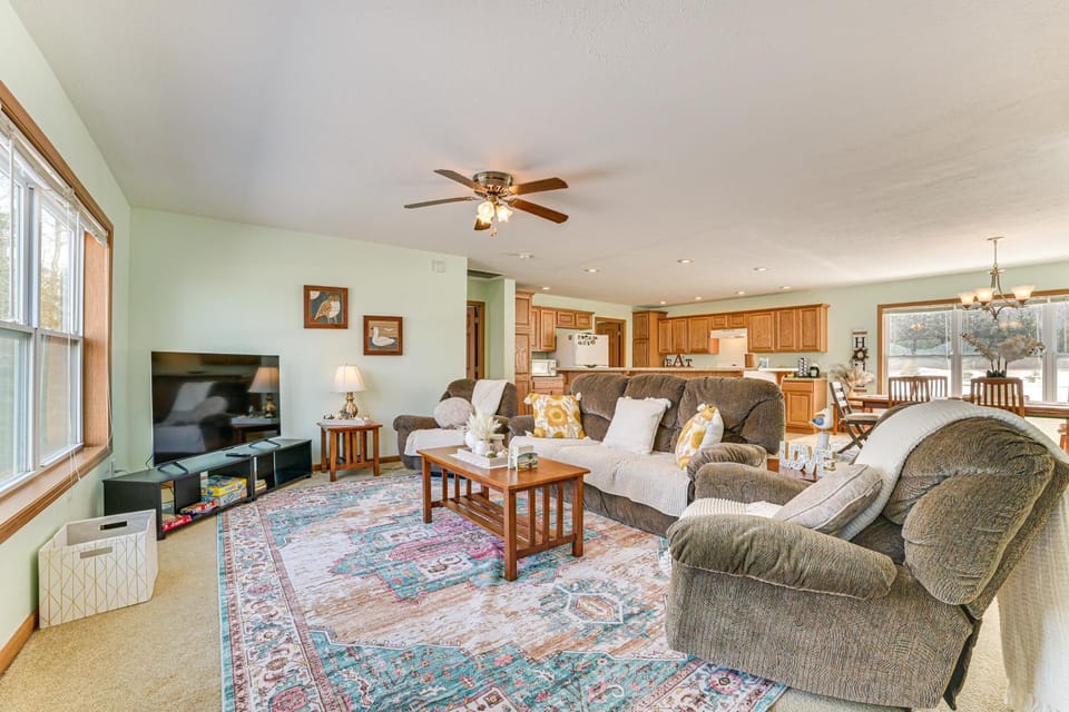 Lakefront Home w/ Yard & Views in Cheboygan! House in Michigan