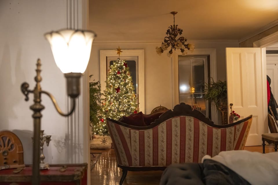 Winter, Living room, Seating area
