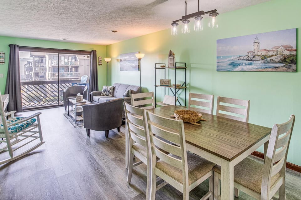 Walk to Ocean: Condo w/ 3 Pools in Myrtle Beach House in South Carolina