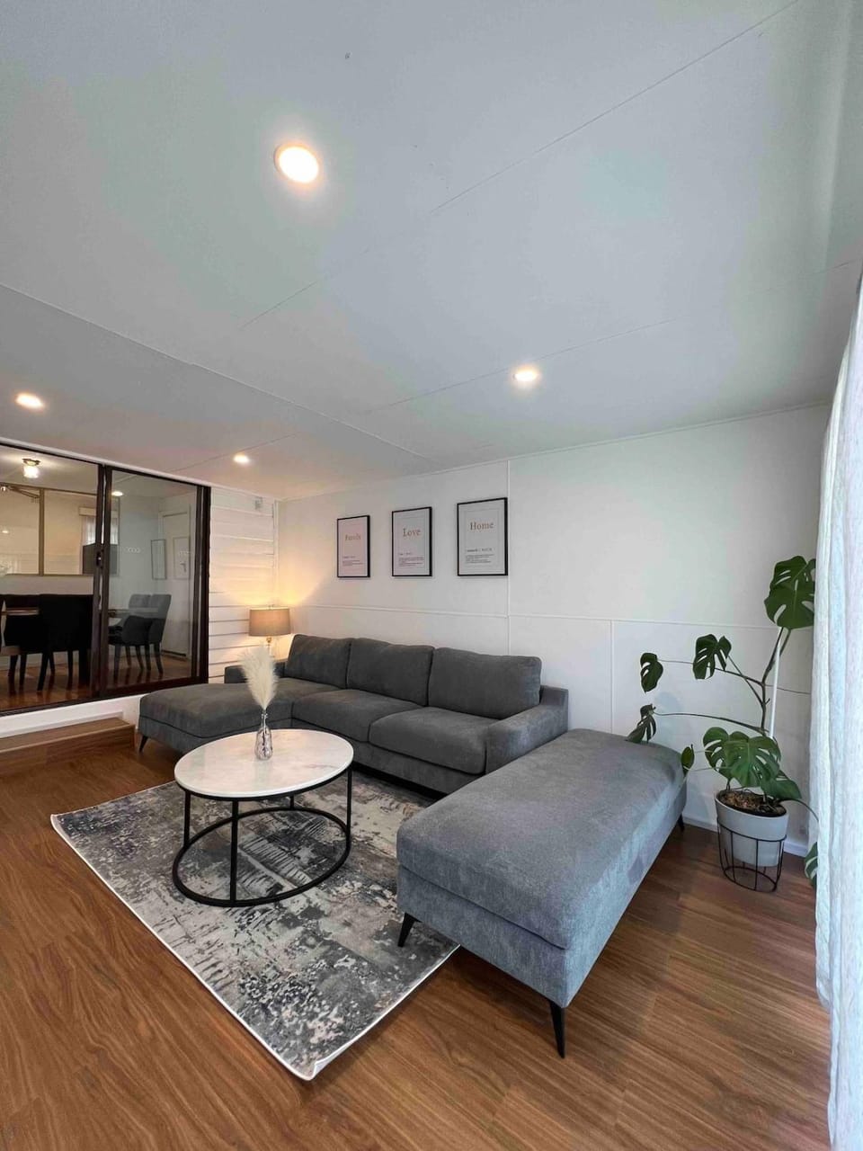 TV and multimedia, Living room
