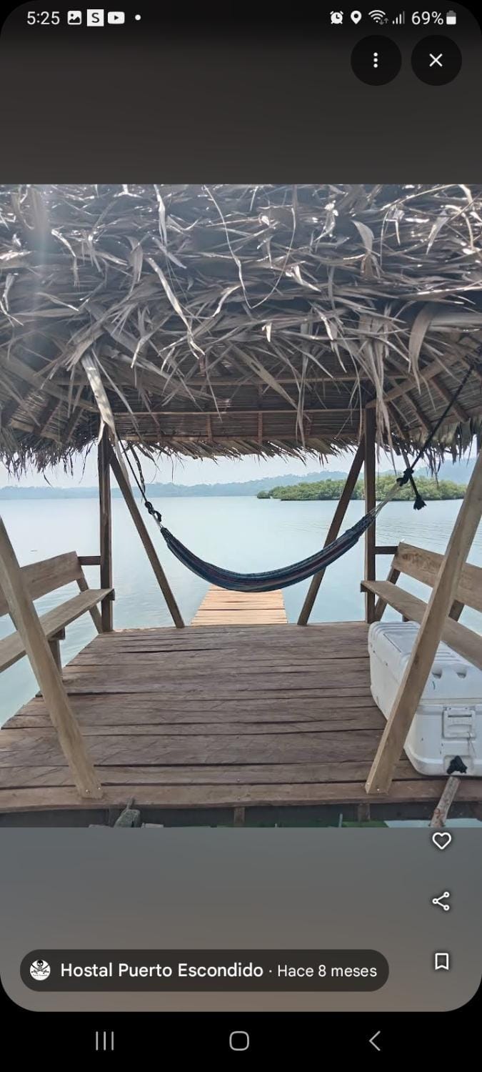 Hostal Puerto Escondido Bed and Breakfast in Bocas del Toro Province