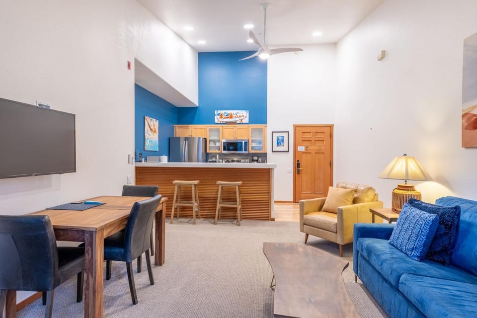 Palisades Tahoe Lodge Rentals Premium Fireplace One Bedroom #807 Apartment in Palisades Tahoe (Olympic Valley)