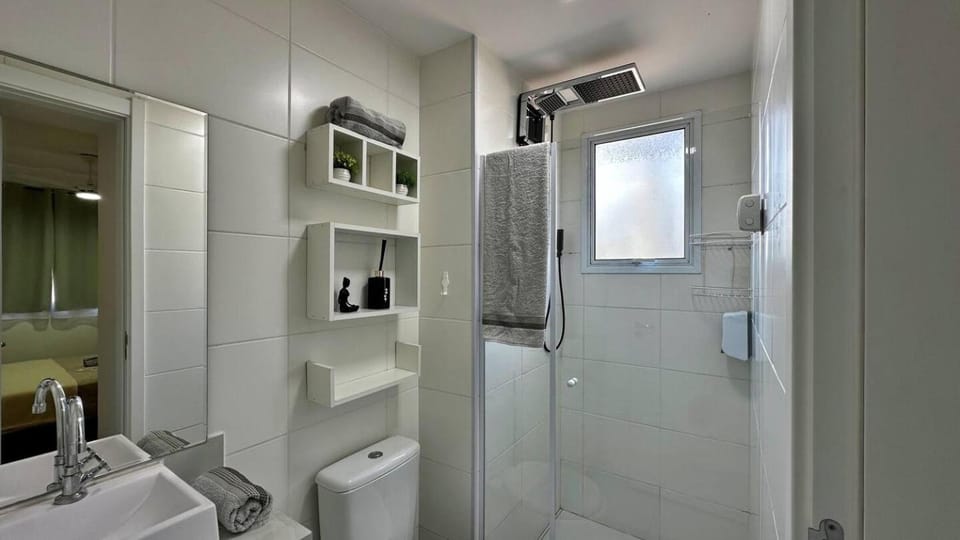 Shower, Bathroom, hair dryier
