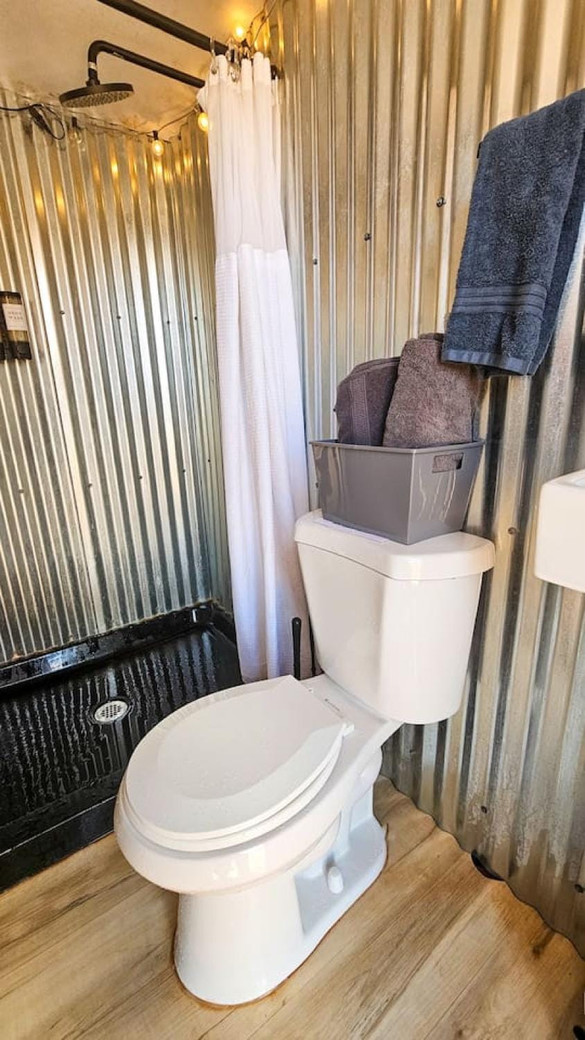 Toilet, Bathroom
