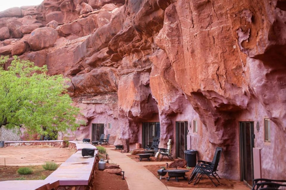 Natural landscape, Seating area