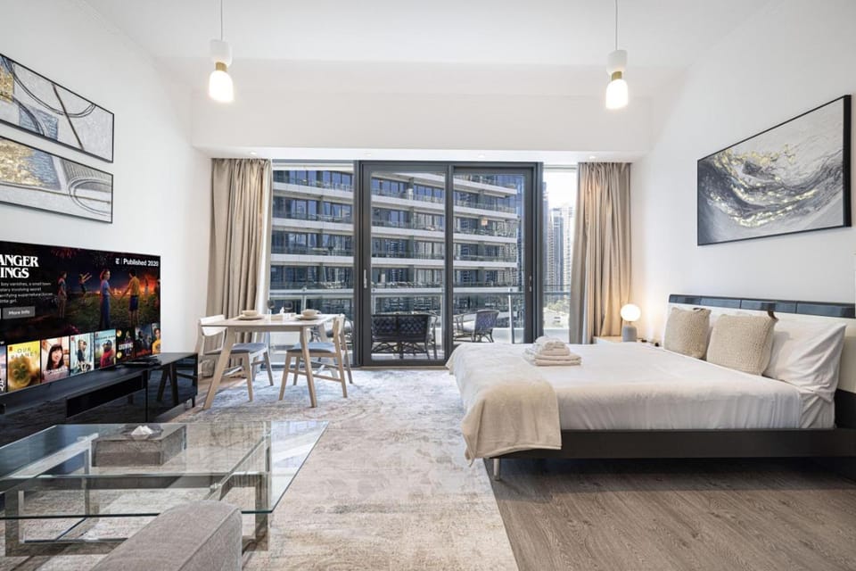 Waterfront Studio perfectly located in Dubai Marina Apartment in Dubai