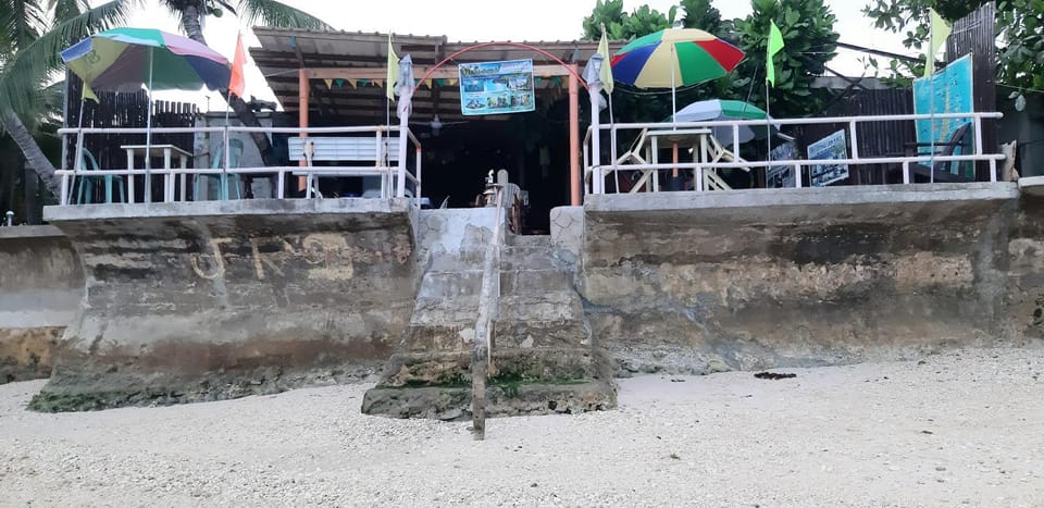 JRM Place Bed and Breakfast in Oslob