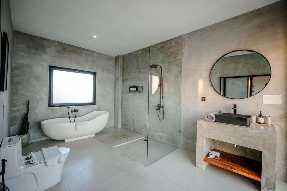 Villa MJ Modern Luxe 4BR with Big Pool & Rooftop Apartment in North Kuta