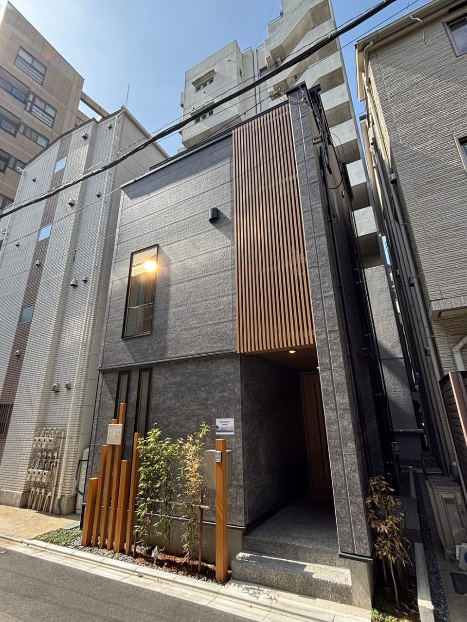 XQC398 Entire New Designer Home in Central Asakusa Apartment in Japan