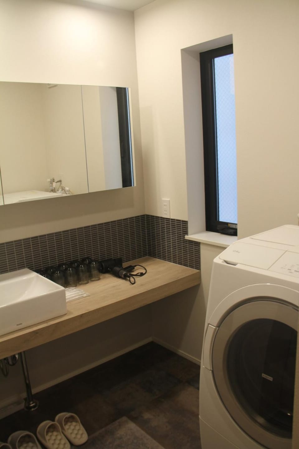 XQC398 Entire New Designer Home in Central Asakusa Apartment in Japan