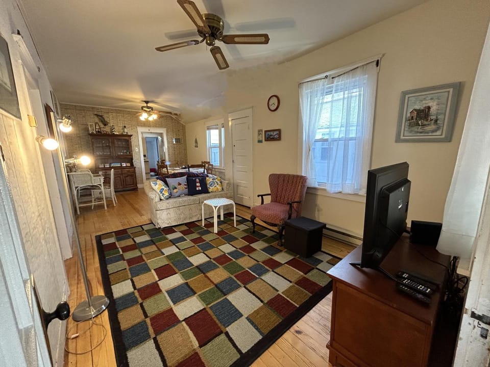 Cottage near beach and boards! House in Ocean City