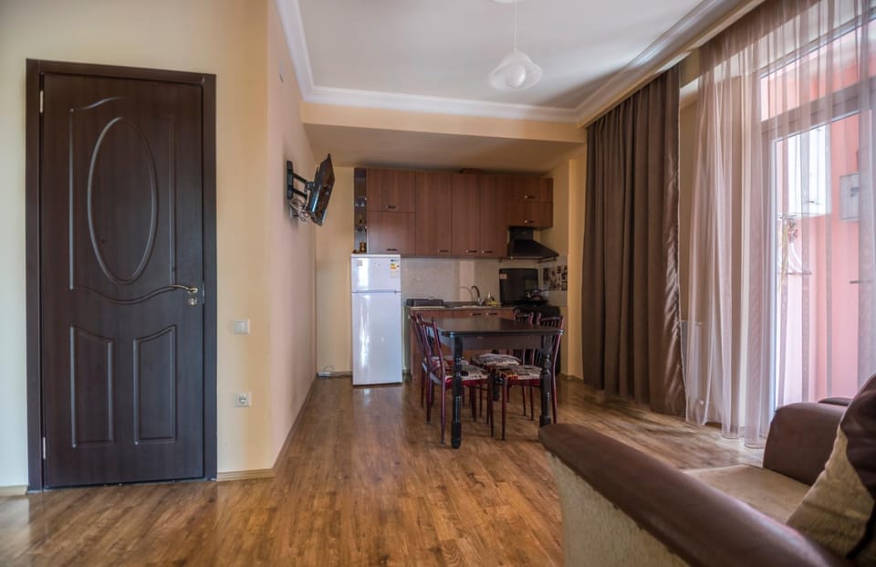Bathroom, Kitchen or kitchenette