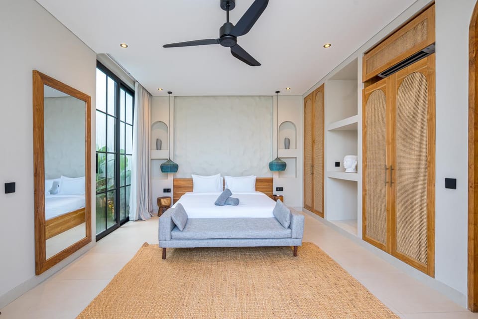 Yolla Bingin 2010 - Uluwatu by Yolla Hospitality Villa in Bali