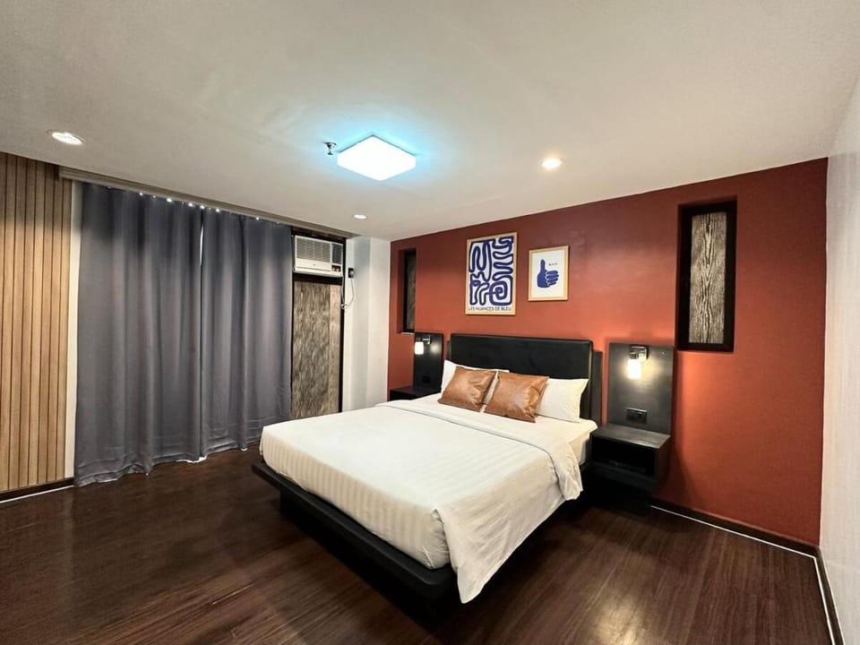 Artsy Central Loft 1BR, 24-7Concierge, Balcony Apartment in Lapu-Lapu City