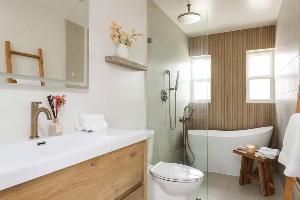 Chic Surf Lodge with Hot Tub & Ocean Views Apartment in Oceanside