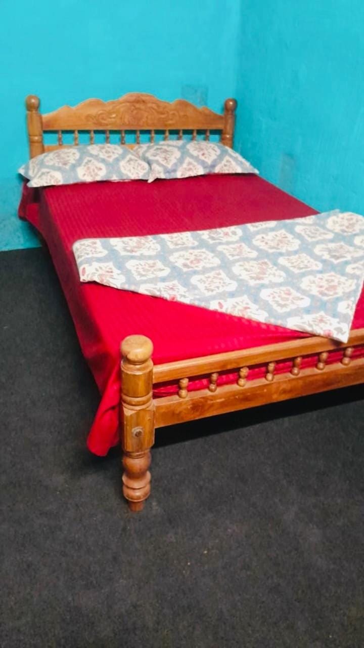 Munnar Kudil Resto Cafe Family Room Campground/ 
RV Resort in Kerala