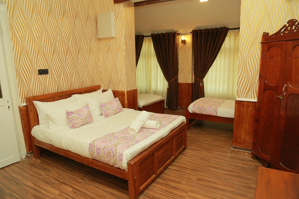 Bed, Bedroom, heating, heating, towels, wardrobe