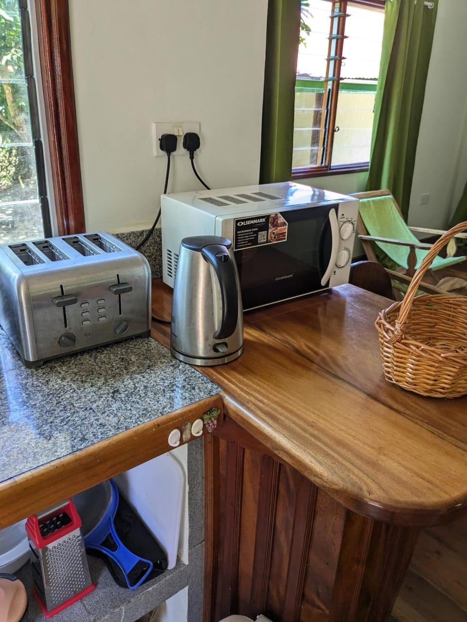 La Passe Guesthouse Self Catering Bungalow Apartment in Africa