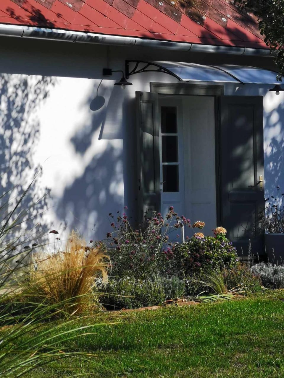Property building, Garden