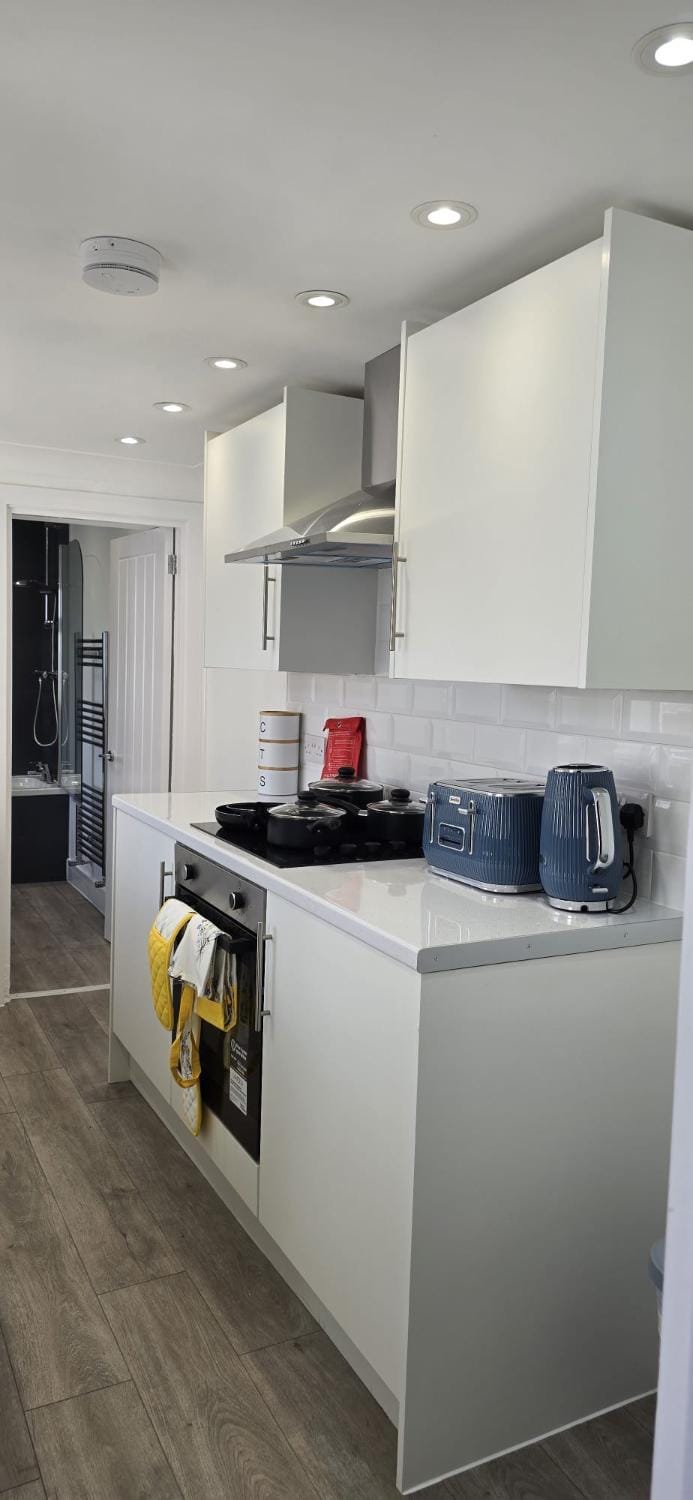 May St Drive - Huge Disct-Free Wifi nd Parking House in Sunderland