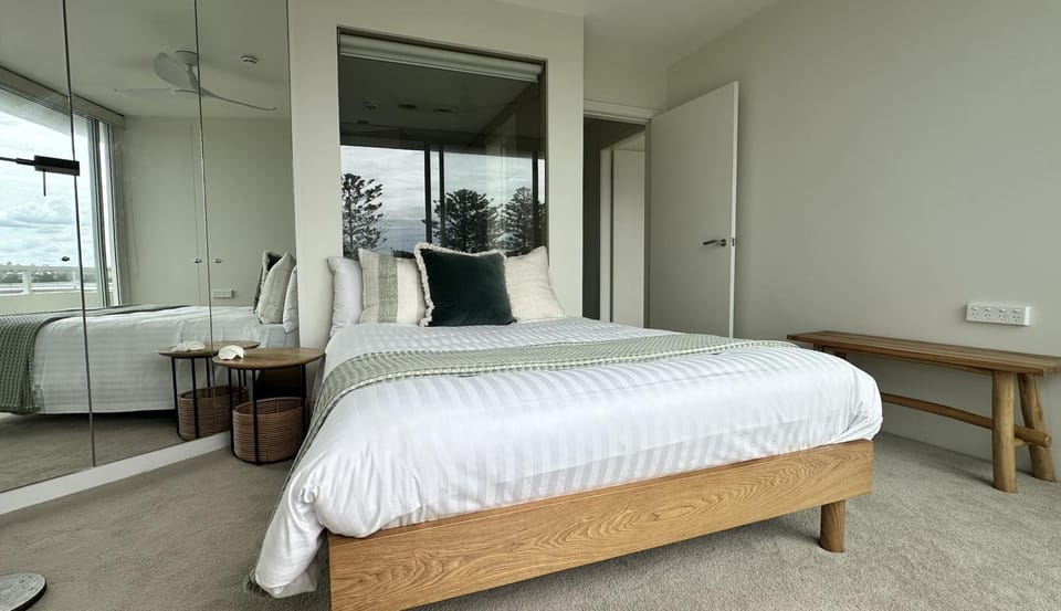 Bed, View (from property/room), Balcony/Terrace, Bedroom, wardrobe