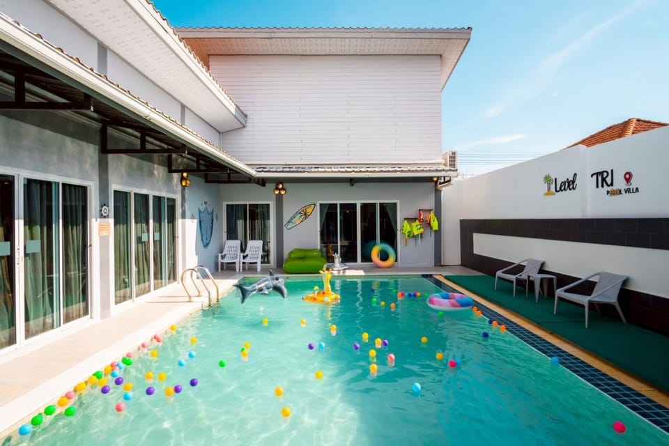 Day, Pool view, Swimming pool
