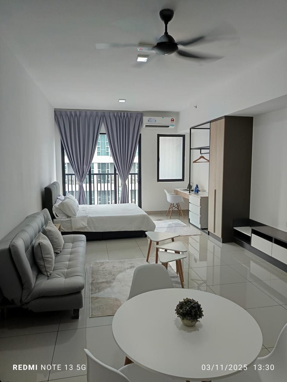 Living room, Dining area, Bedroom