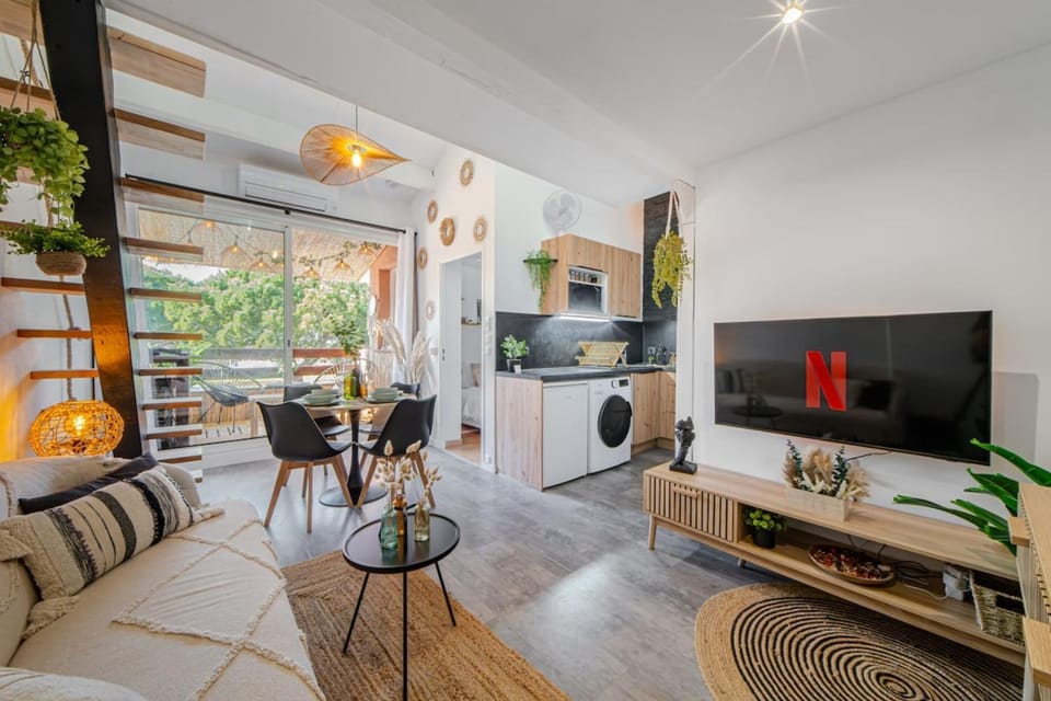Casa Paillote - On the Port - Air Conditioning - Calm and Cozy Apartment in Palavas-les-Flots