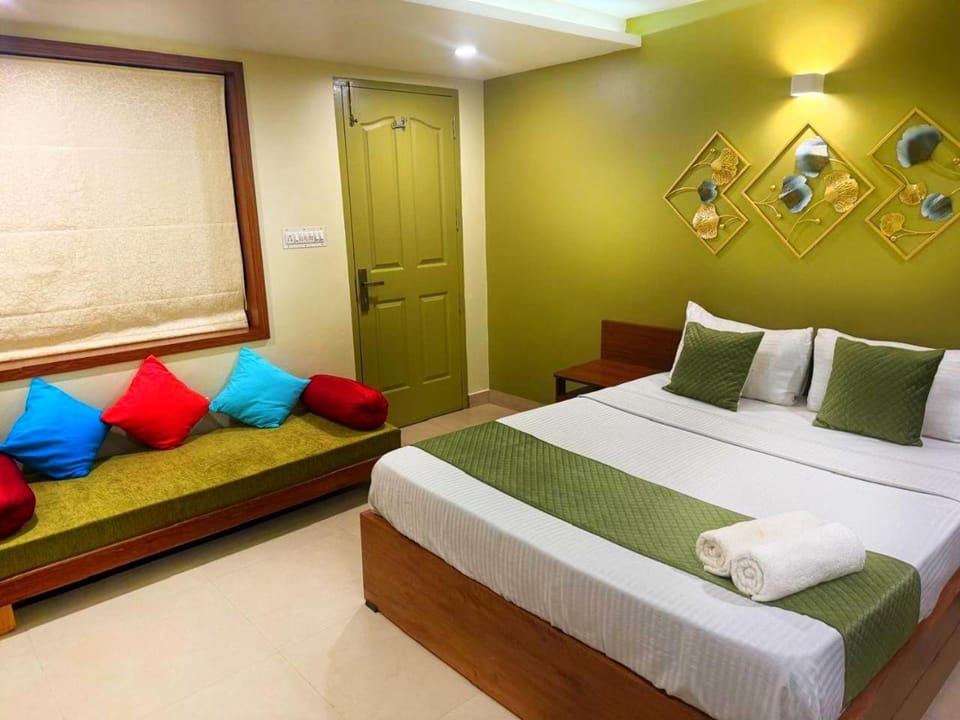 Paradise Homestay Bed and Breakfast in Kochi