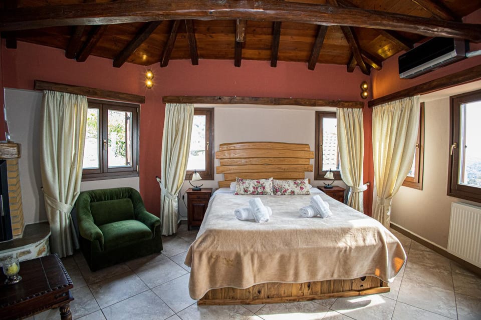 TERPOU StoneHouse and Suites Deluxe Family Suite Hotel in Magnesia Prefecture, Greece