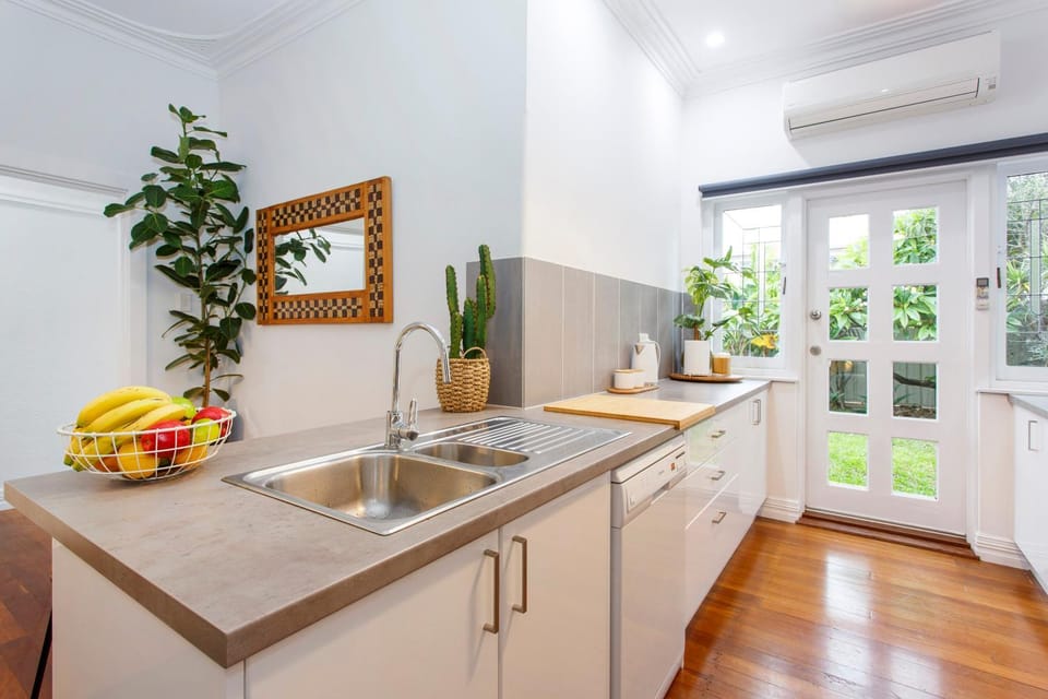 Kitchen or kitchenette, kitchen