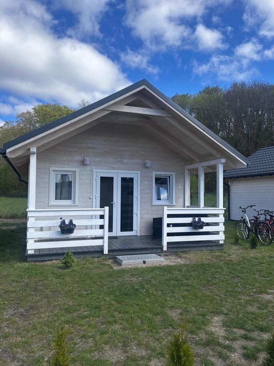 Property building, Spring, Garden, Garden view