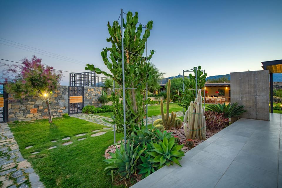 Garden, Garden view