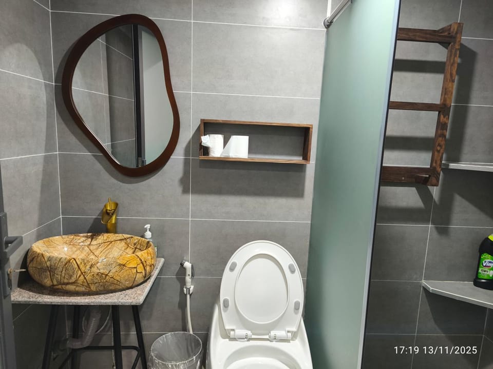 Nguyên căn Nhà Cổ - Nhà Mẹ Khang 2 Apartment in Ho Chi Minh City
