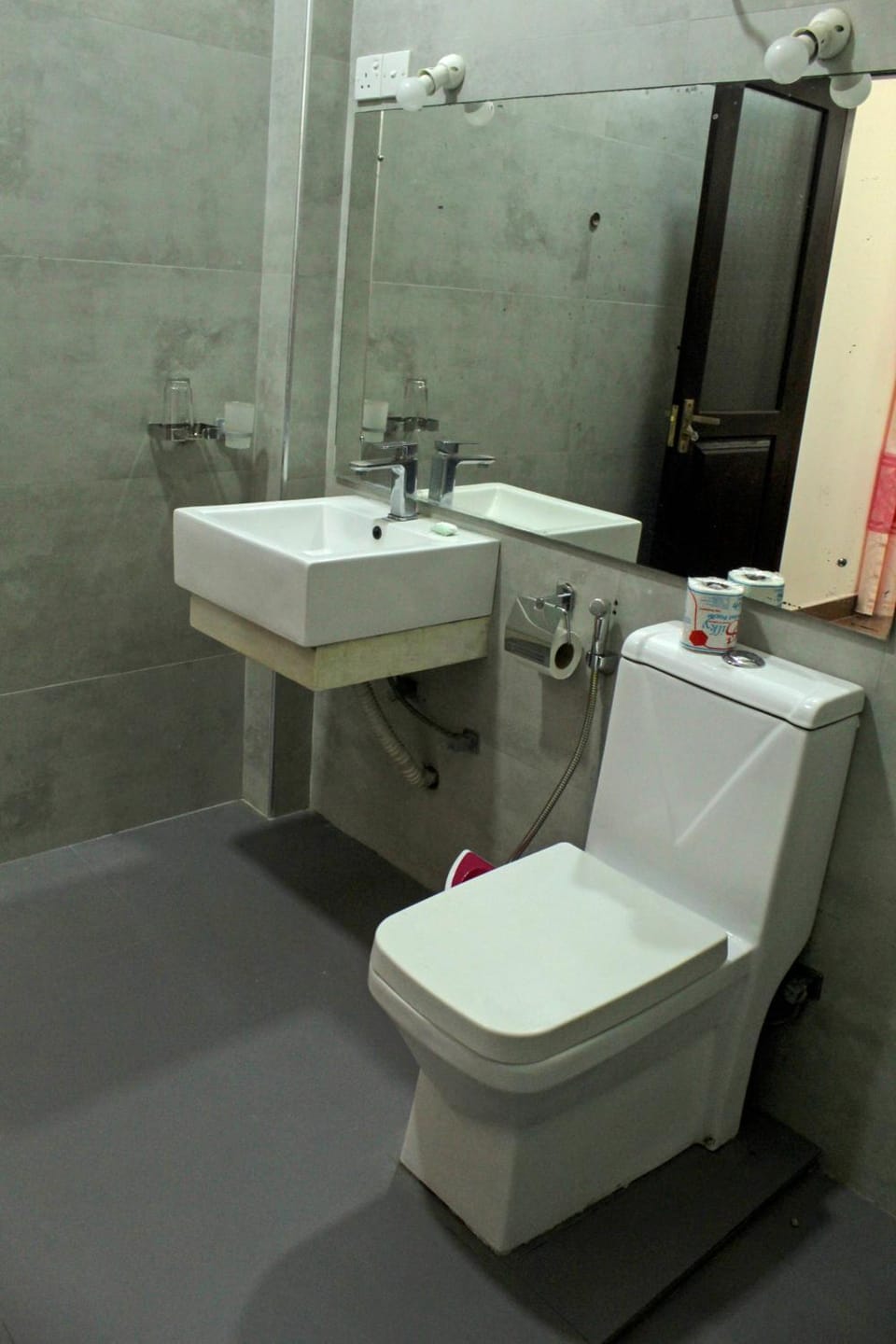 Ocean Beam Villa Apartment in Southern Province